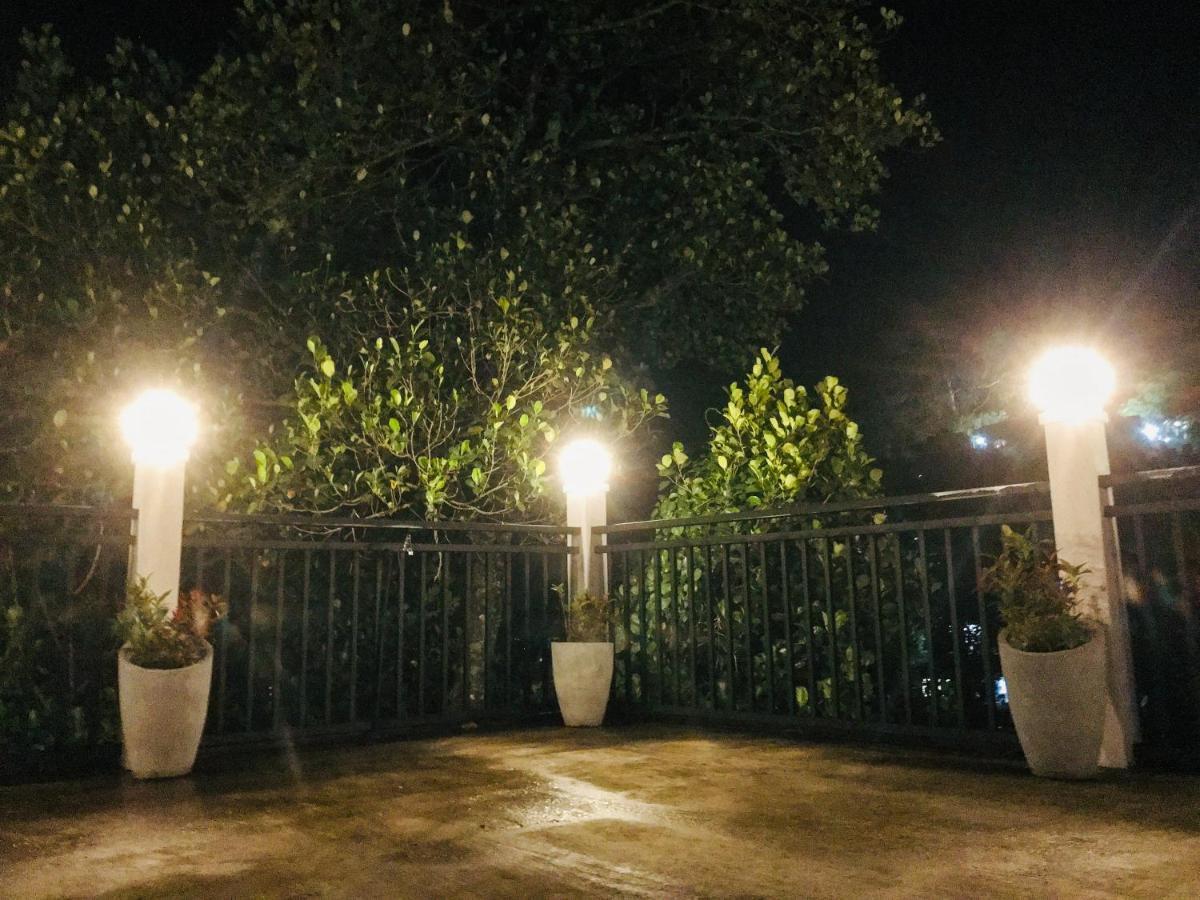 فندق Tranquil Quarter كاندي المظهر الخارجي الصورة