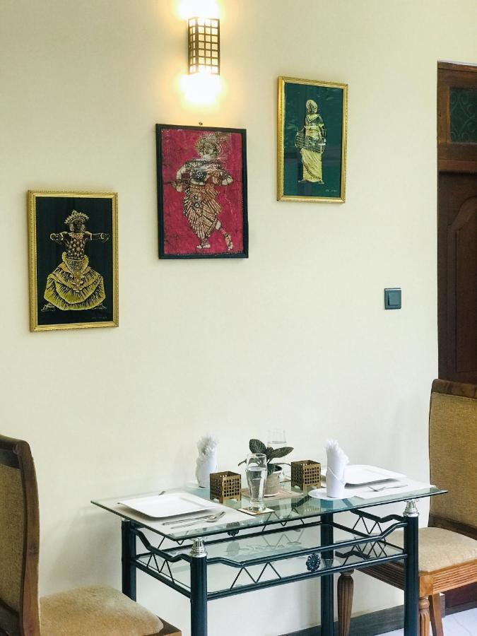 فندق Tranquil Quarter كاندي المظهر الخارجي الصورة